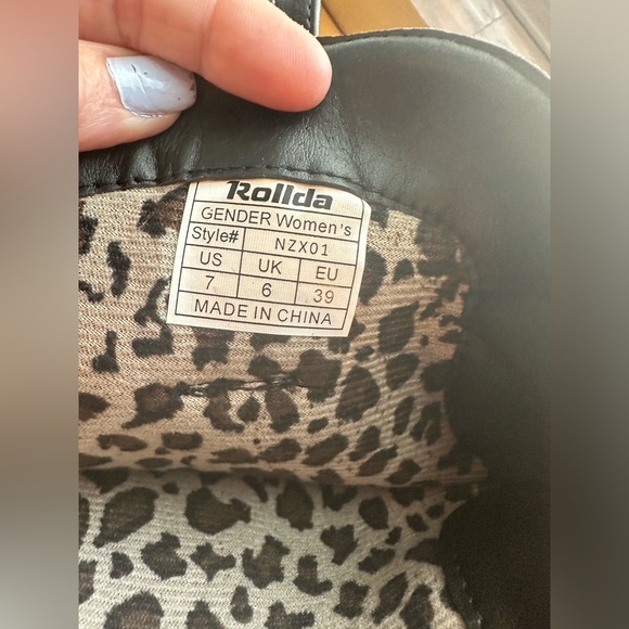 Like New  Rollo Cowgirl Boots Size 7 BLACK - Picture 5 of 16